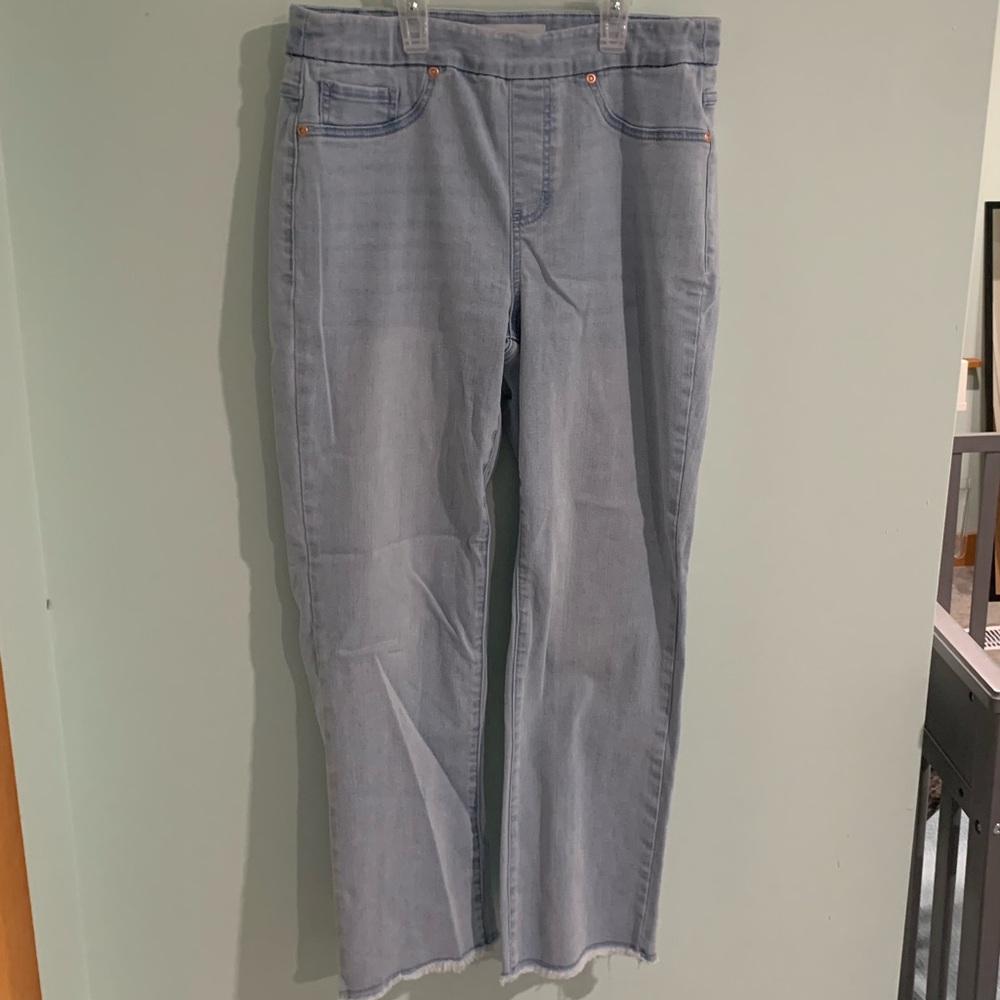 Tribal Audrey Mid-Rise Straight Crop